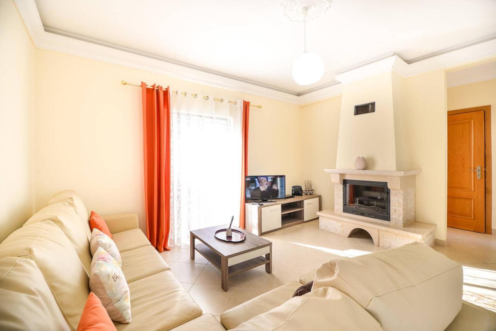 Vila Alcantarilha By Mtphomes Ngoại thất bức ảnh